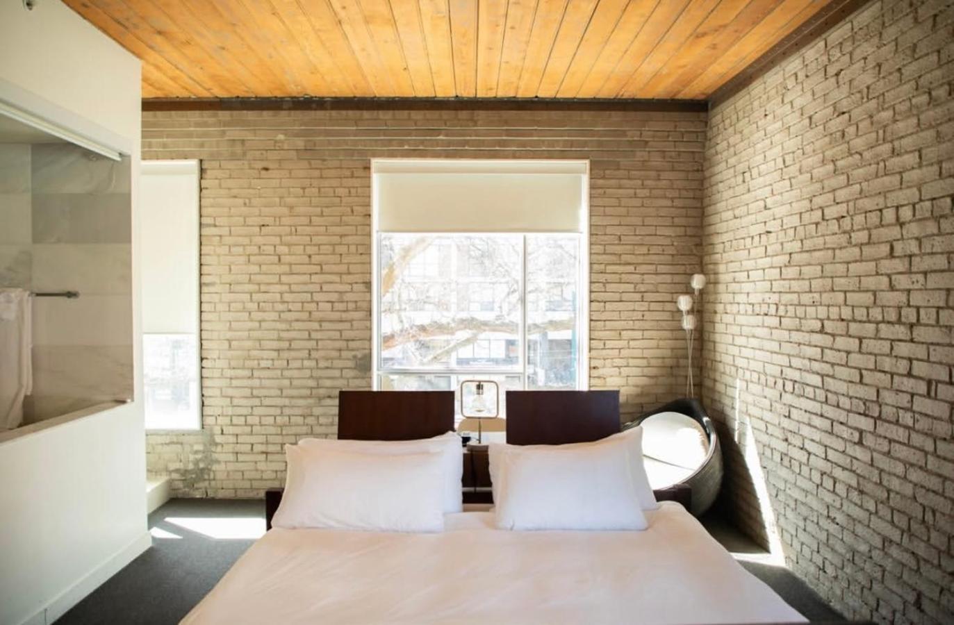 Hotel Ocho Toronto Buitenkant foto